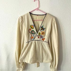 Vintage long sleeve embroidered blouse